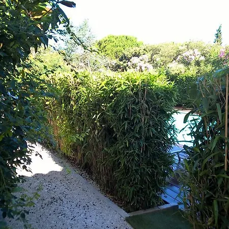 Ferienhaus Les Camelias De Julienne *